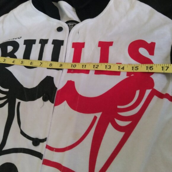 NBA Chicago Bulls Long Sleeve Hooded Drawstring Button Up Shirt Size Med - Picture 7 of 12